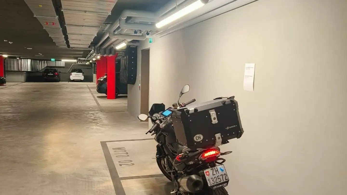 Garage individuel à louer - Unterfeldstrasse 40, 8050 Zürich - Photo 2
