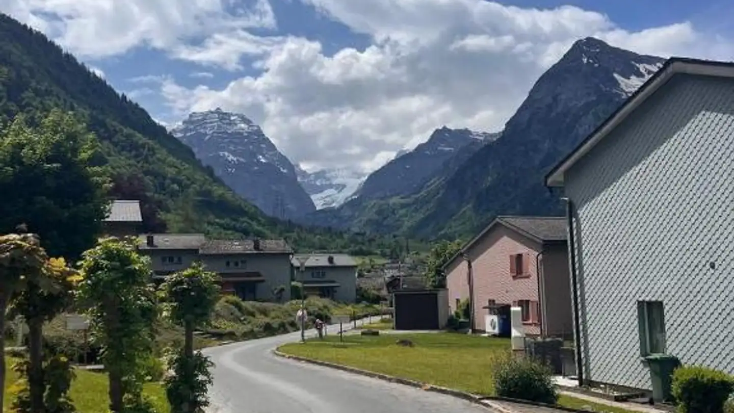 Casa singola in affitto - Seggen-Siedlung 10, 8783 Linthal - Photo 2