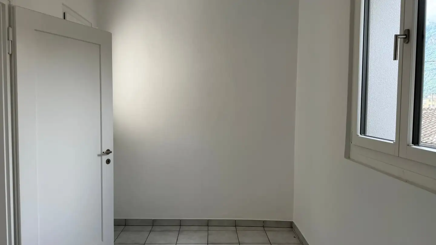 Appartement à louer - Via A. Pini 3, 6710 Biasca - Photo 3