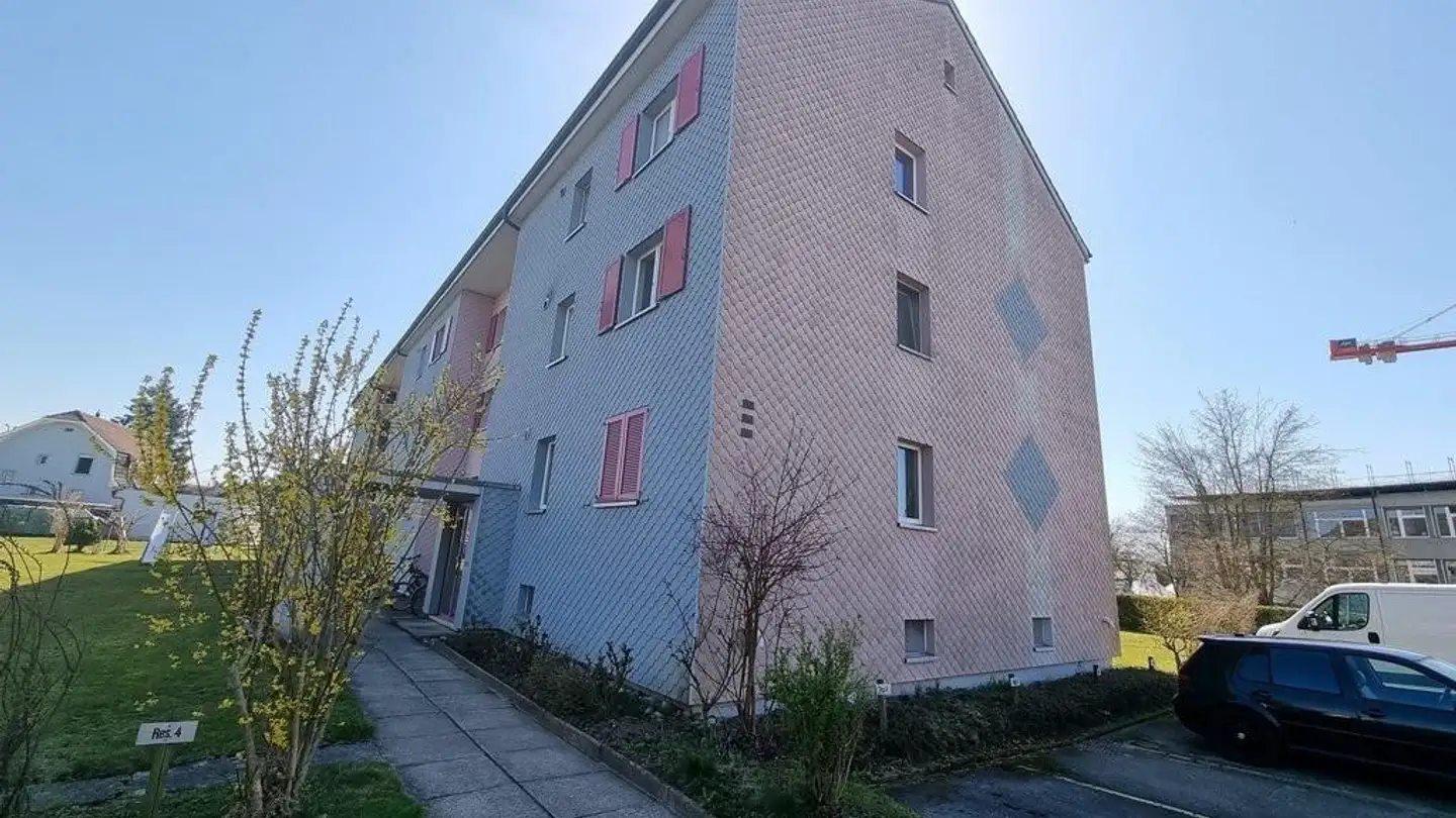 Place de parking extérieure à louer - Kohlplatzacher 3, 5033 Buchs AG