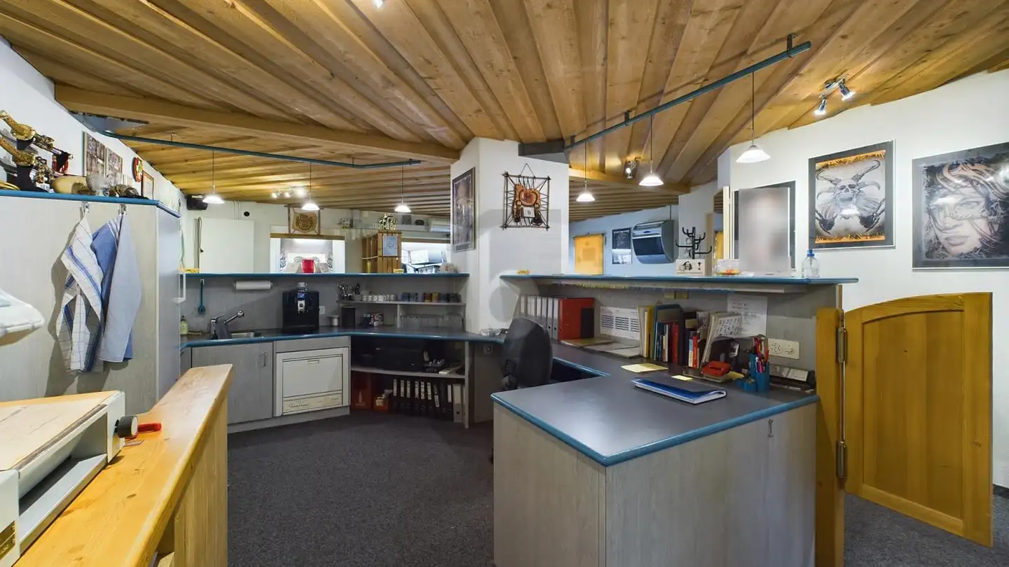 Mixed-use building for sale - 2540 Grenchen - Photo 3