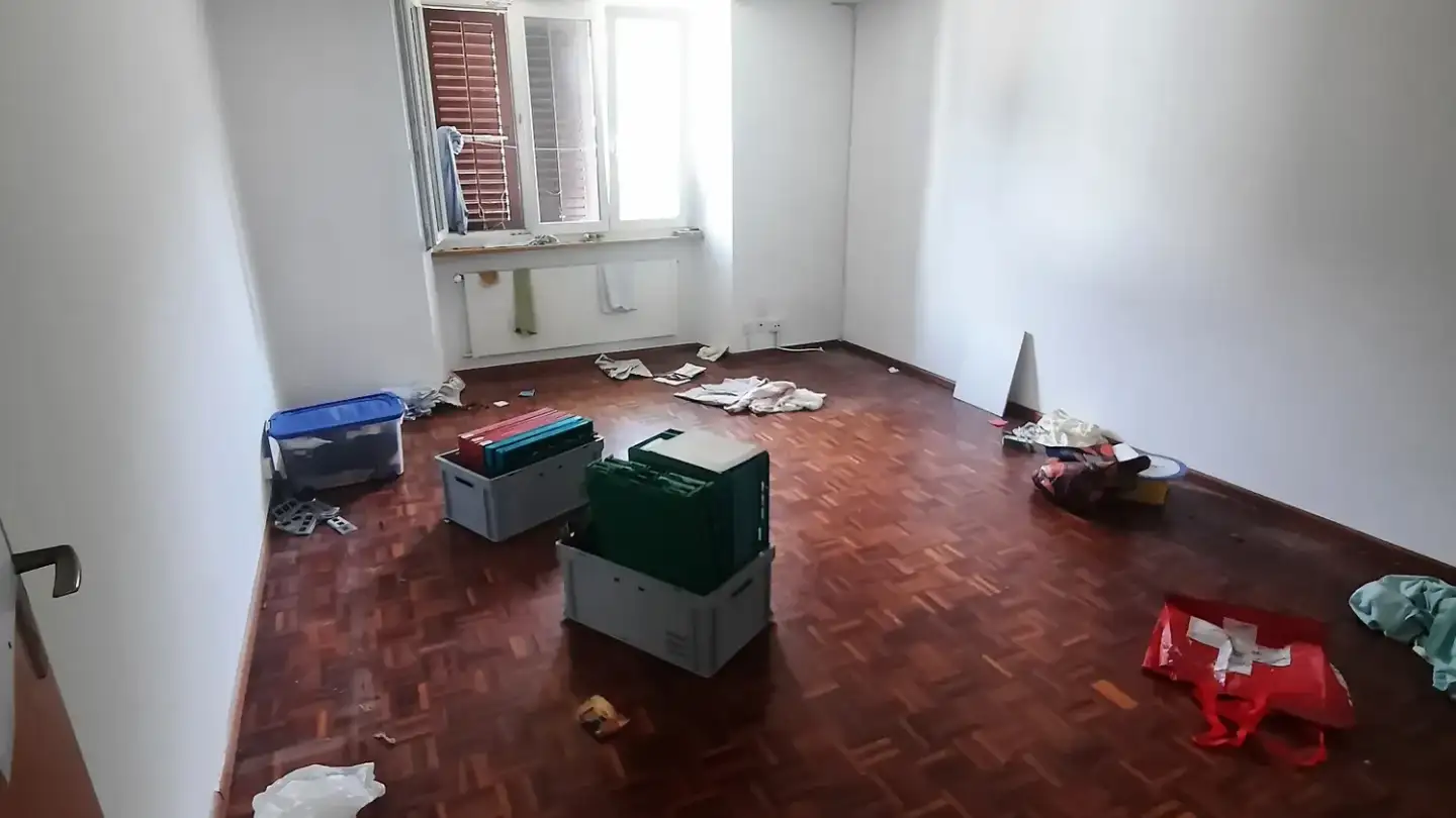Appartement à louer - Rue Fritz-Marchand 5, 2615 Sonvilier - Photo 2