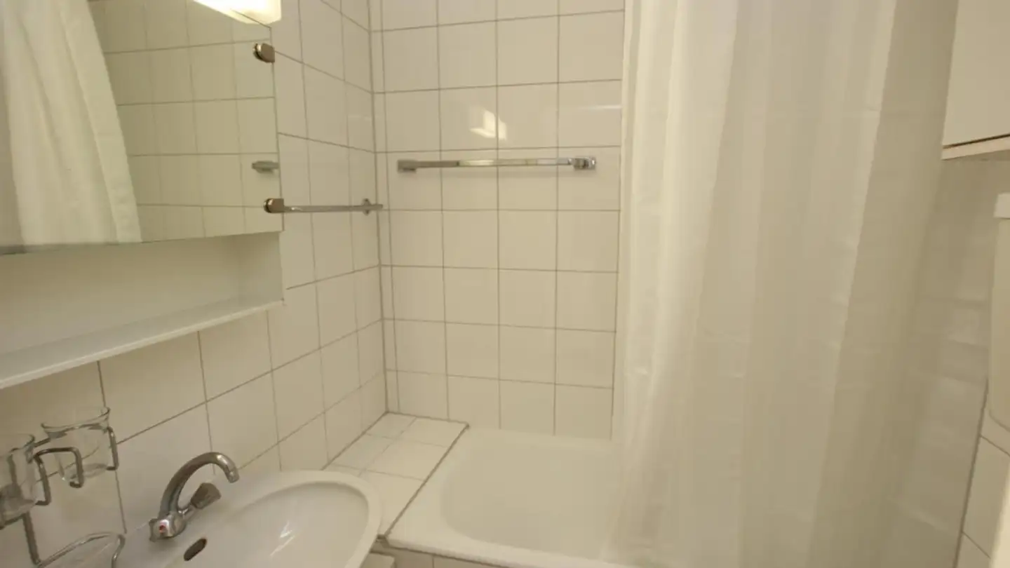 Appartement meublé à louer - Rue Des Glacis-De-Rive 17, 1207 Genève - Photo 4