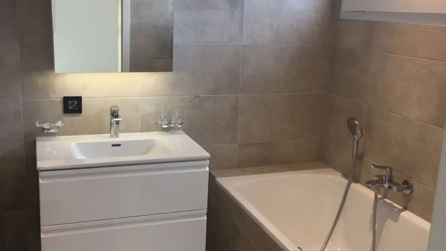 Wohnung mieten - Rue Du Clos-Guyenet, 2108 Couvet - Foto 4