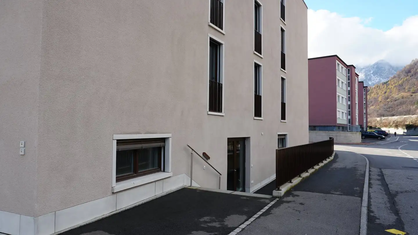 Commercial à vendre - Barnaus 13, 7013 Domat/Ems