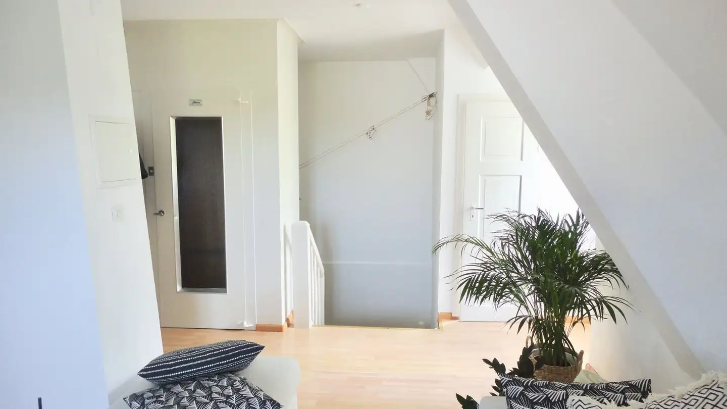 Dachgeschosswohnung mieten - Aeussere Baselstrasse 107, 4125 Riehen - Foto 3