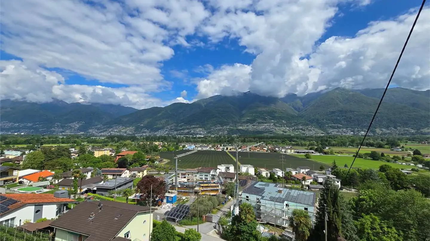 Appartamento ammobiliato in vendita - Via Pianasci 3, 6572 Quartino - Photo 3