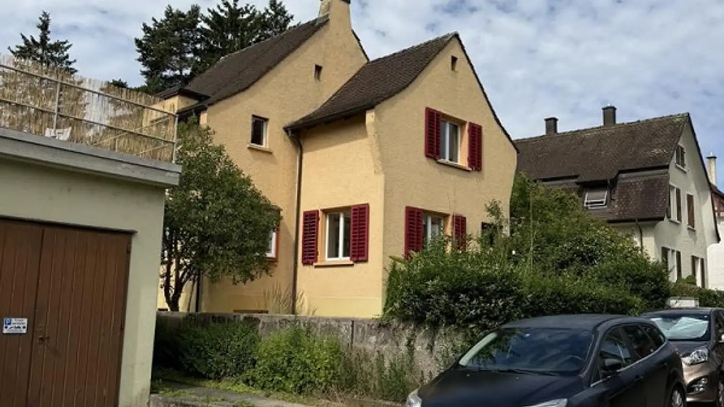 Einfamilienhaus mieten - Wiesengrundstrasse 12, 8212 Neuhausen am Rheinfall