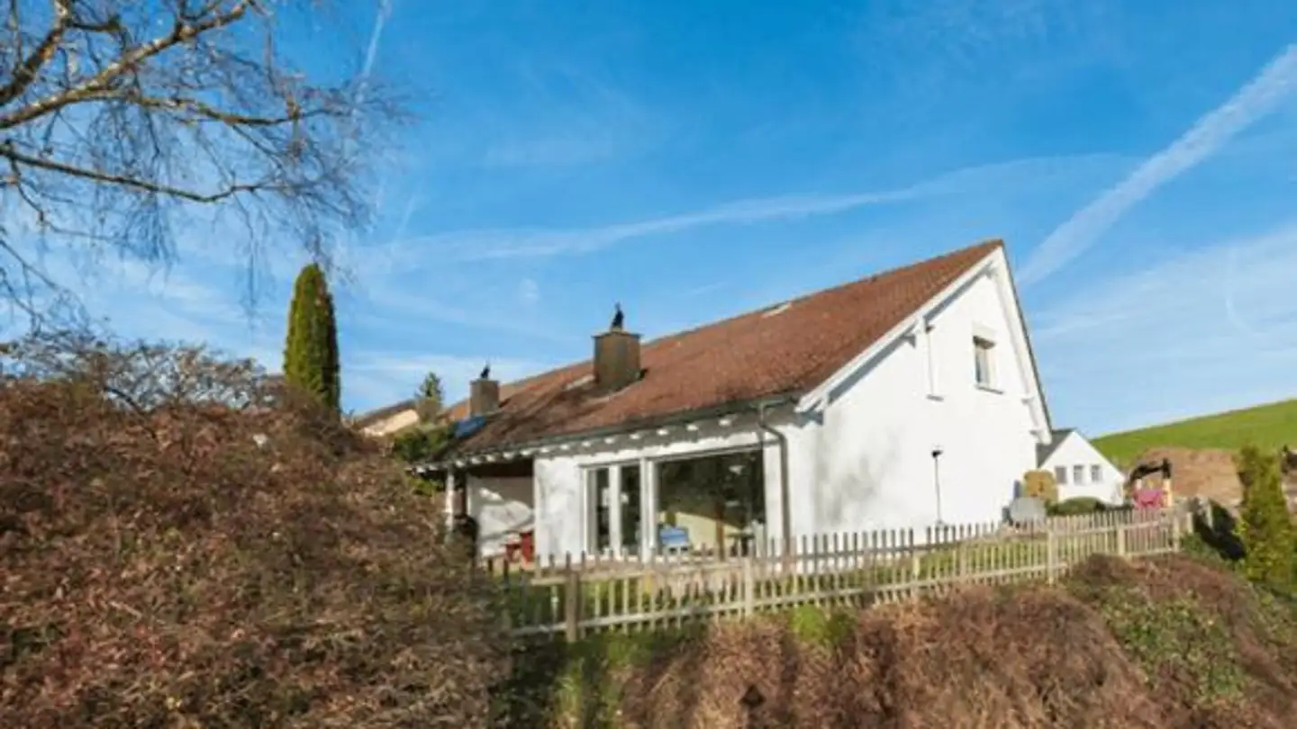 Einfamilienhaus mieten - Mattweg 1, 6345 Neuheim