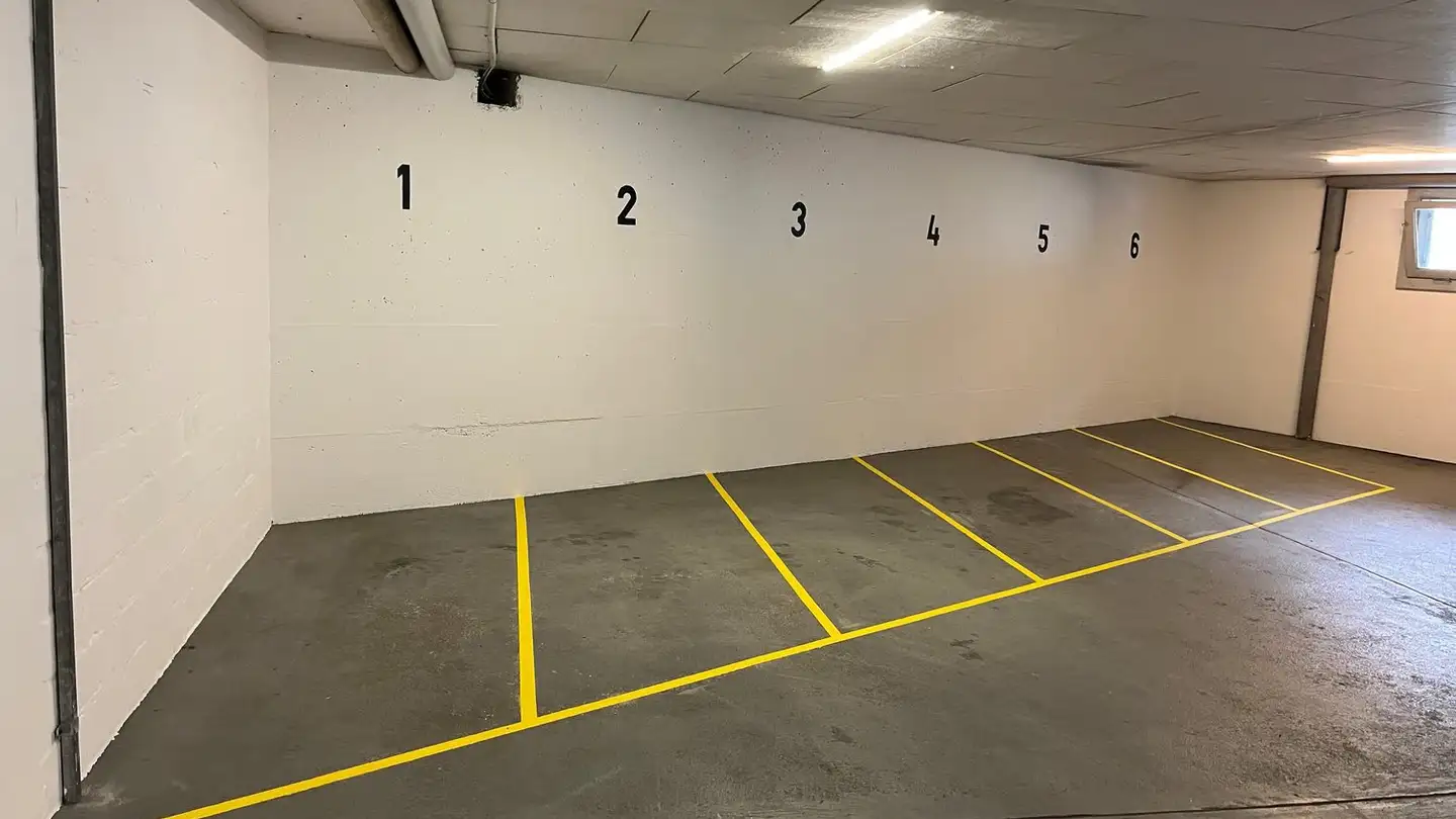 Tiefgaragenstellplatz mieten - Waldhöheweg 30, 3013 Bern