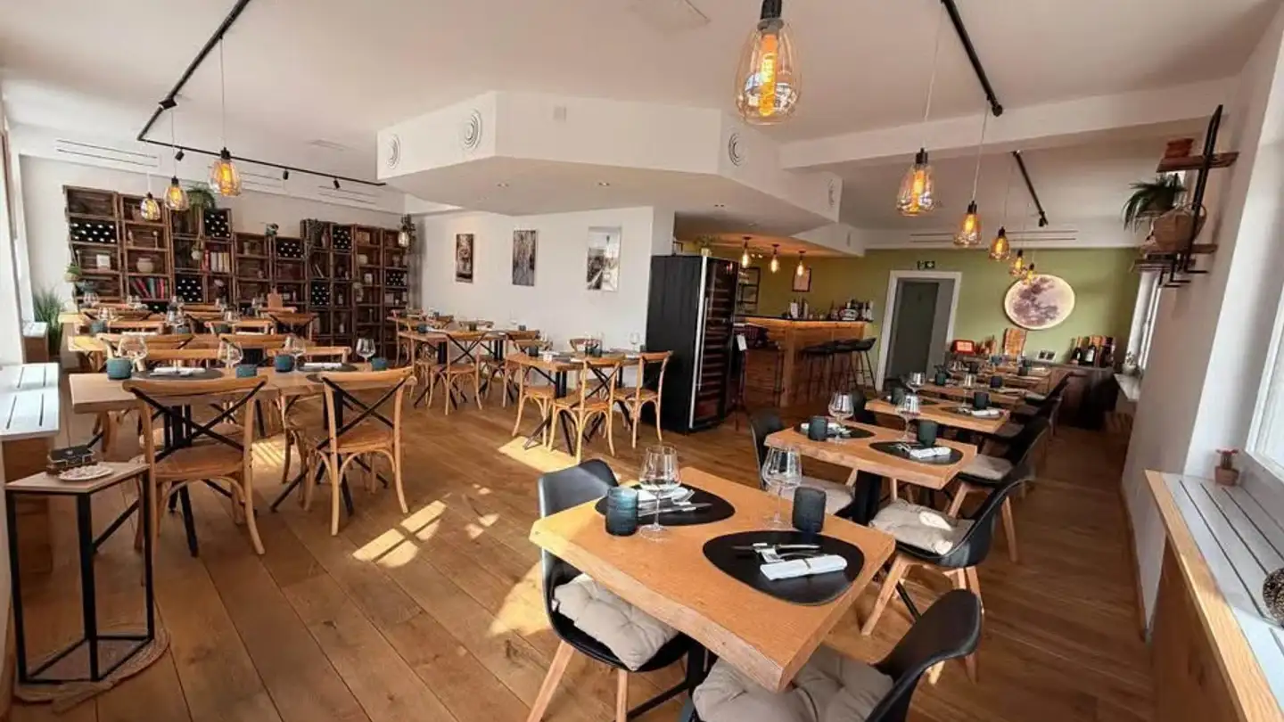 Restaurant à vendre - 3652 Hilterfingen