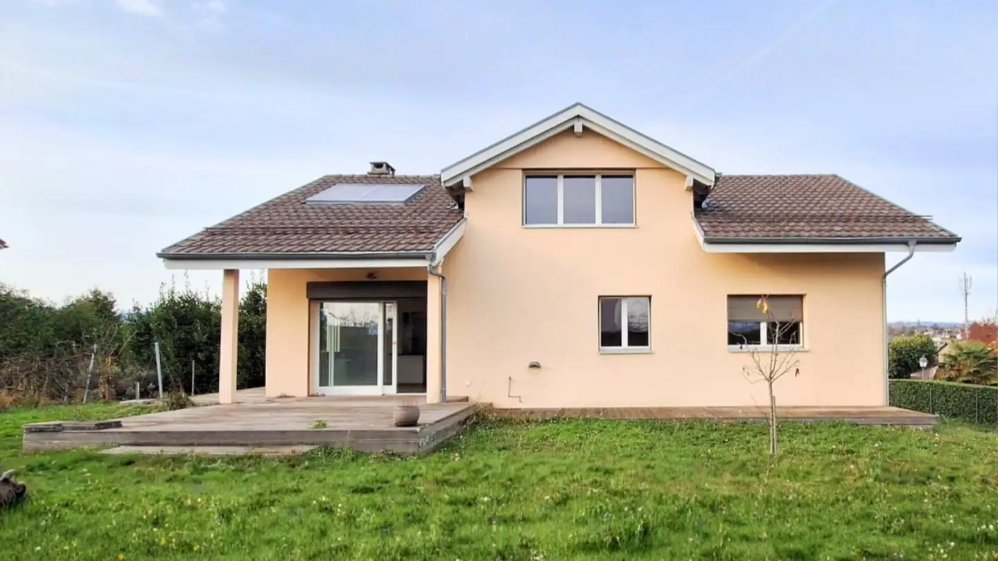 Villa for sale - 1162 St-Prex