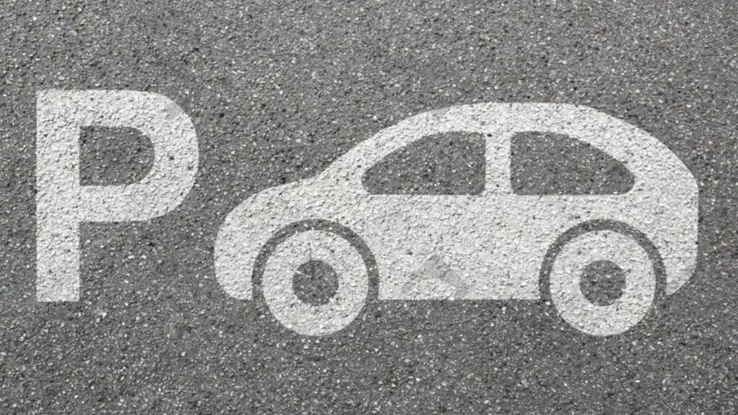 Outdoor parking space for rent - Seestrasse 147, 8810 Horgen