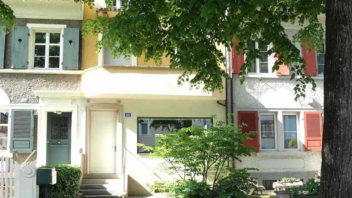 Row house for sale - Neuweilerstrasse 30, 4054 Basel