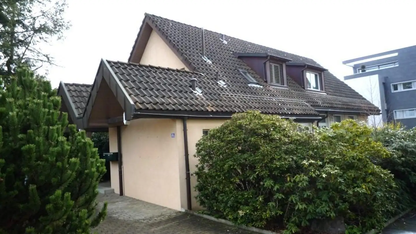 Commercial for rent - Untere Heslibachstrasse 48a, 8700 Küsnacht ZH