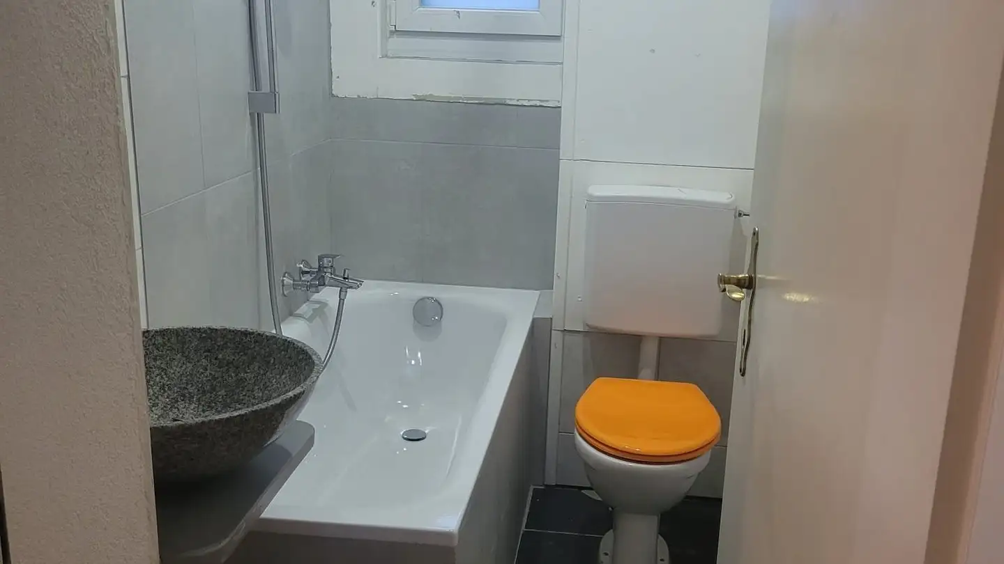 Appartement à louer - 1450 Le Château-de-Ste-Croix - Photo 4