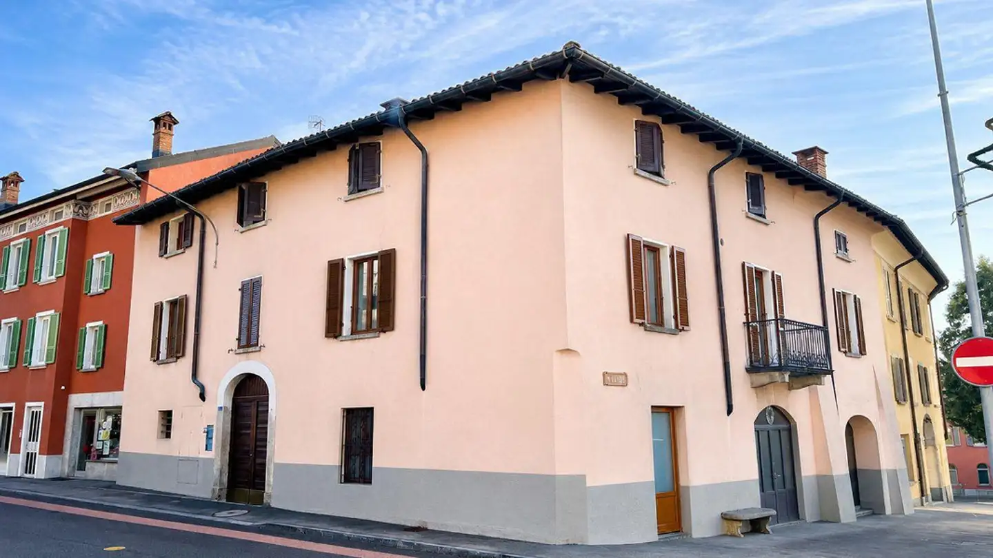 Semi-detached house for sale - 6874 Castel San Pietro
