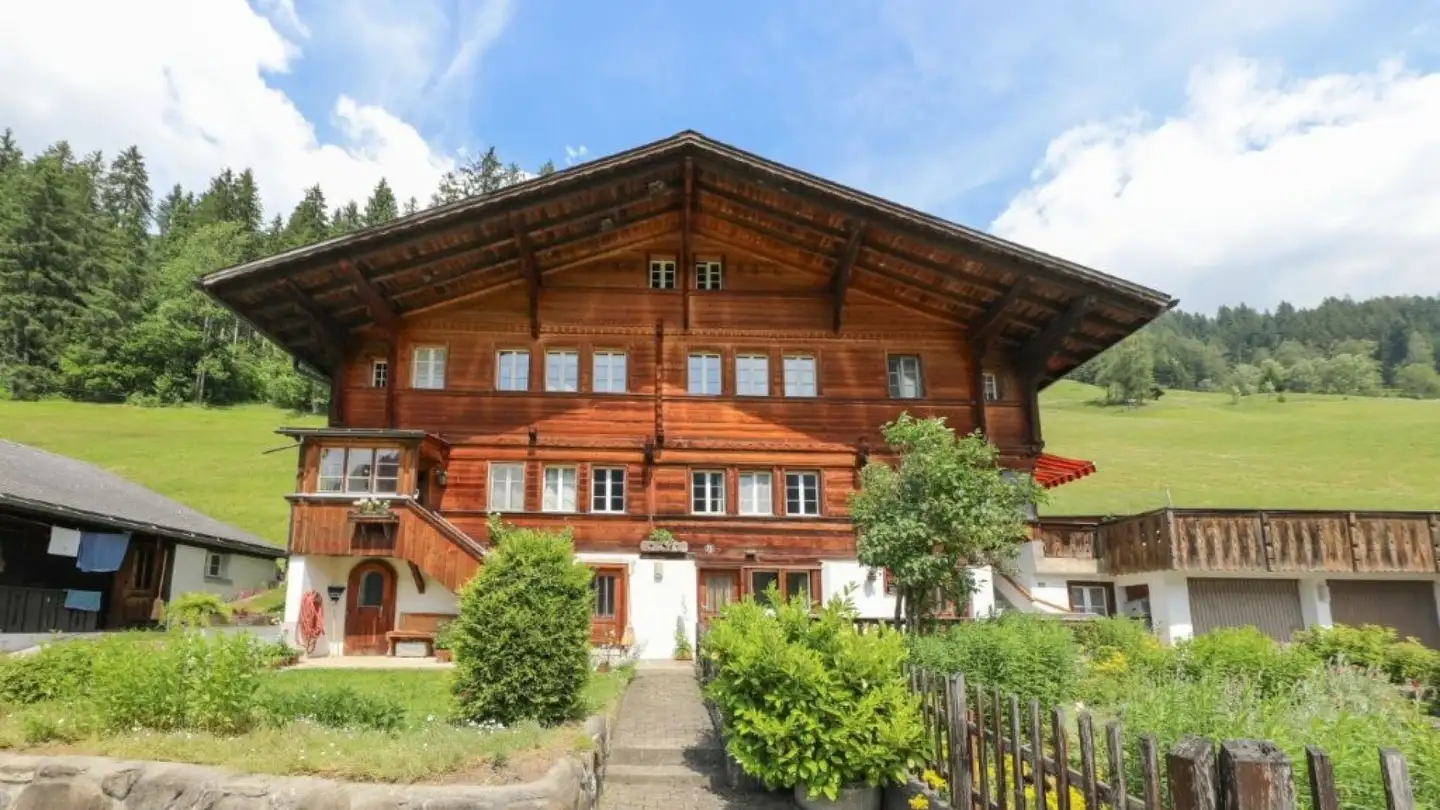 Wohnung mieten - Dorfstrasse 75, 3773 Matten (St. Stephan)