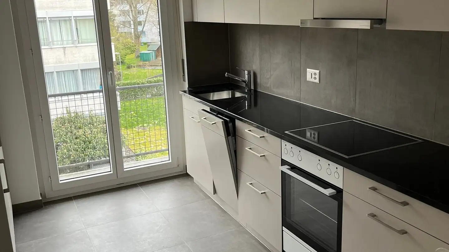 Appartamento in affitto - Rue Des Fleurs / Blumenstrasse 6, 2502 Biel/Bienne - Foto 2