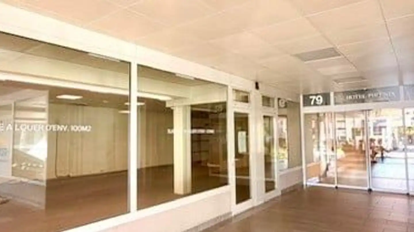 Arcade for rent - Avenue Louis- Casaï 79, 1216 Cointrin