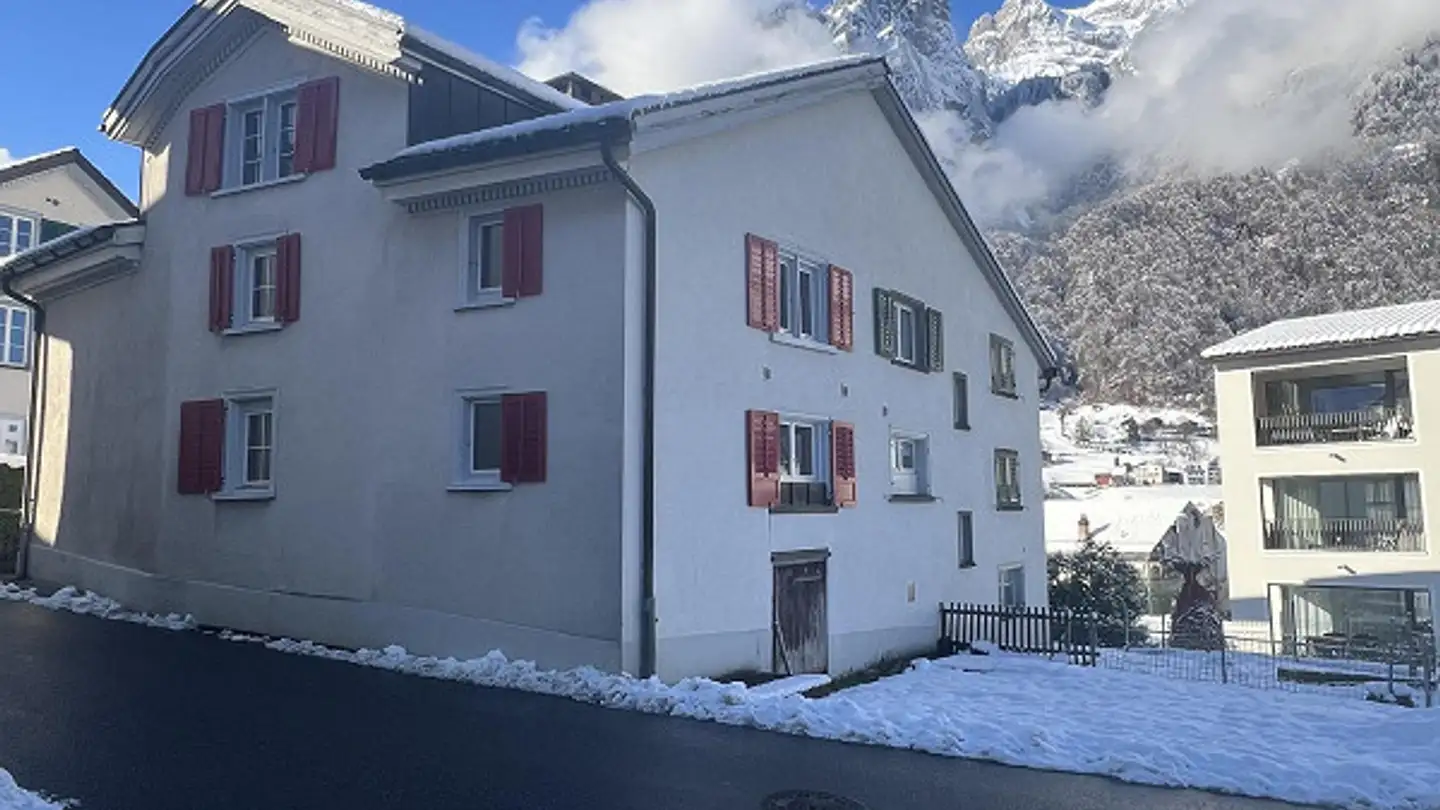 Semi-detached house for rent - Dorfstrasse 78, 8773 Haslen GL - Photo 2