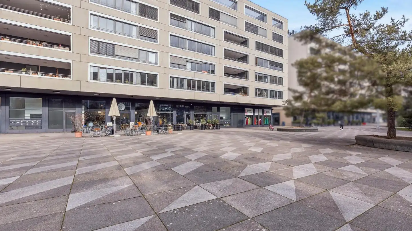 Magasin à louer - Max-Bill-Platz 15, 8050 Zürich