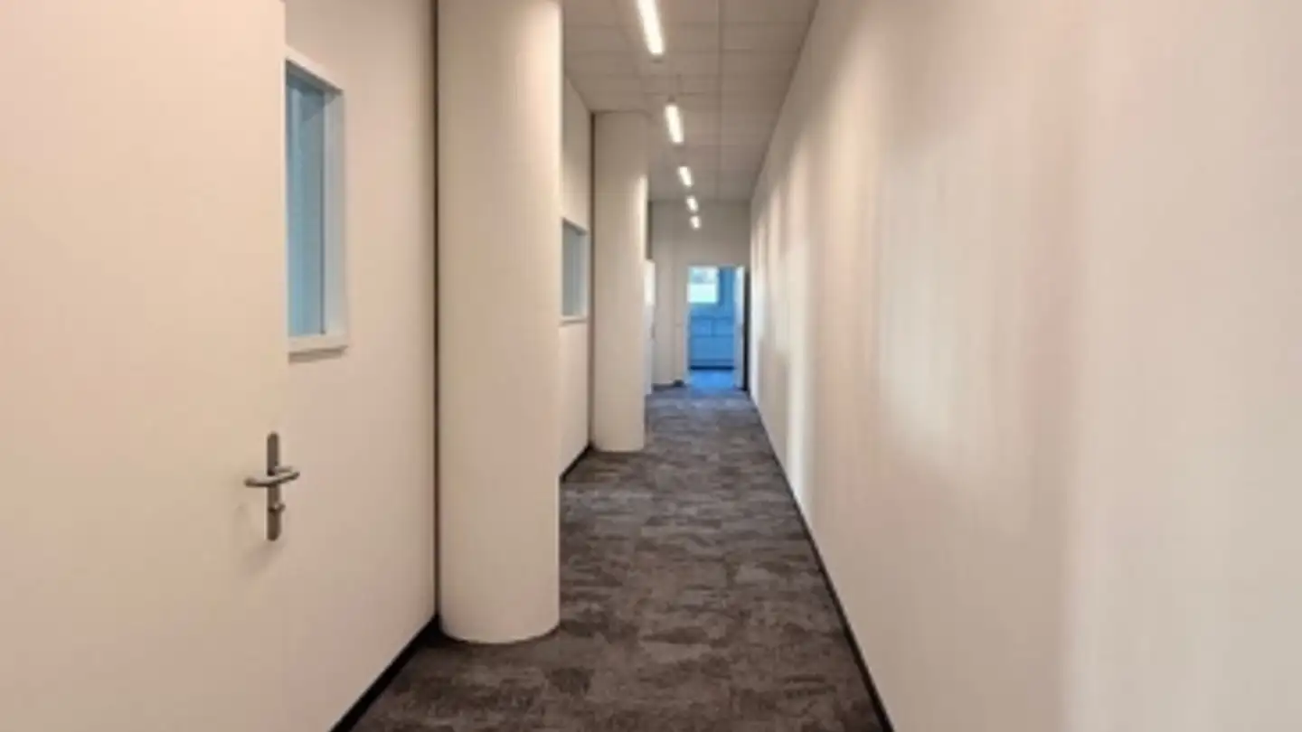 Spazio ufficio in affitto - Grindelstrasse 9, 8303 Bassersdorf