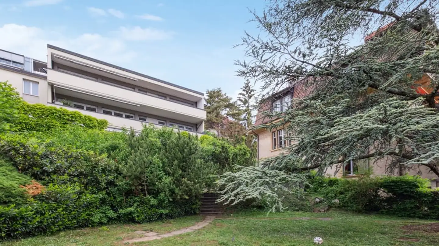 Single garage for rent - Rue Du Crêt Taconnet 32, 2000 Neuchâtel