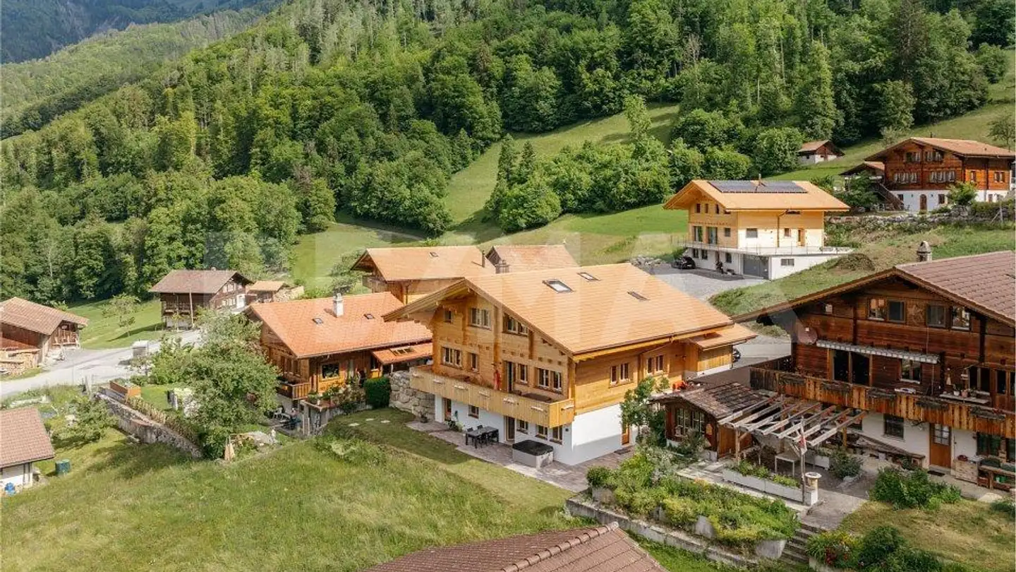 Single house for sale - 3856 Brienzwiler