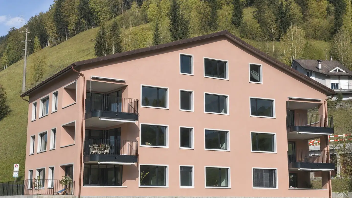 Furnished apartment for rent - Riemenstaldenstrasse 8, 6452 Sisikon