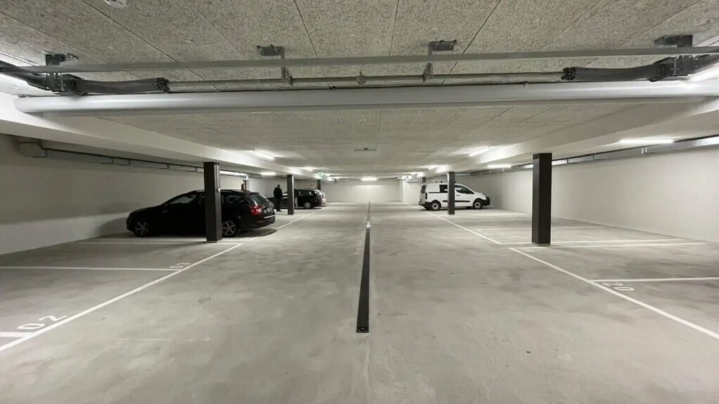 Parcheggio sotterraneo in affitto - Hofwiesenstrasse 207, 8057 Zürich - Foto 2