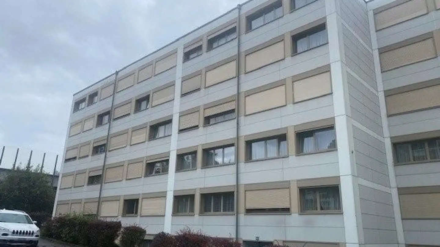 Parkplatz im Freien mieten - Chemin Isabelle-De-Montolieu 163, 1010 Lausanne