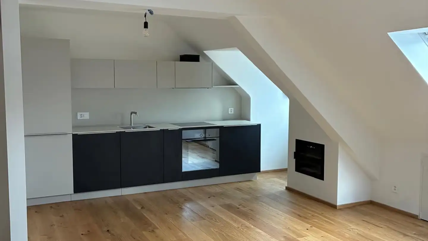 Attic flat for rent - Bederstrasse 80, 8002 Zürich