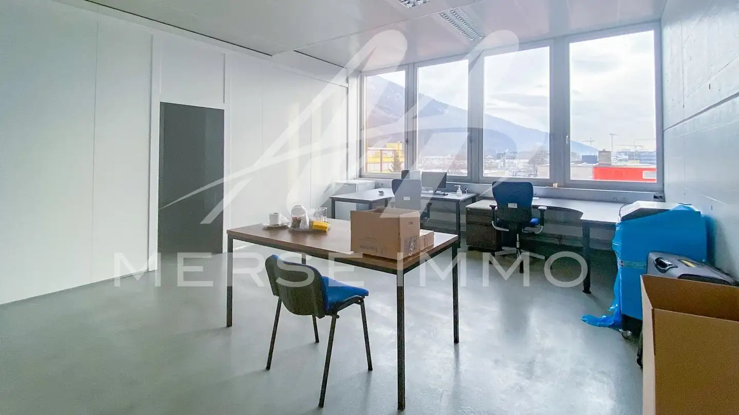 Office space for rent - Rue Fritz-Oppliger / Fritz-Oppliger-Strasse 18, 2504 Biel/Bienne - Photo 2