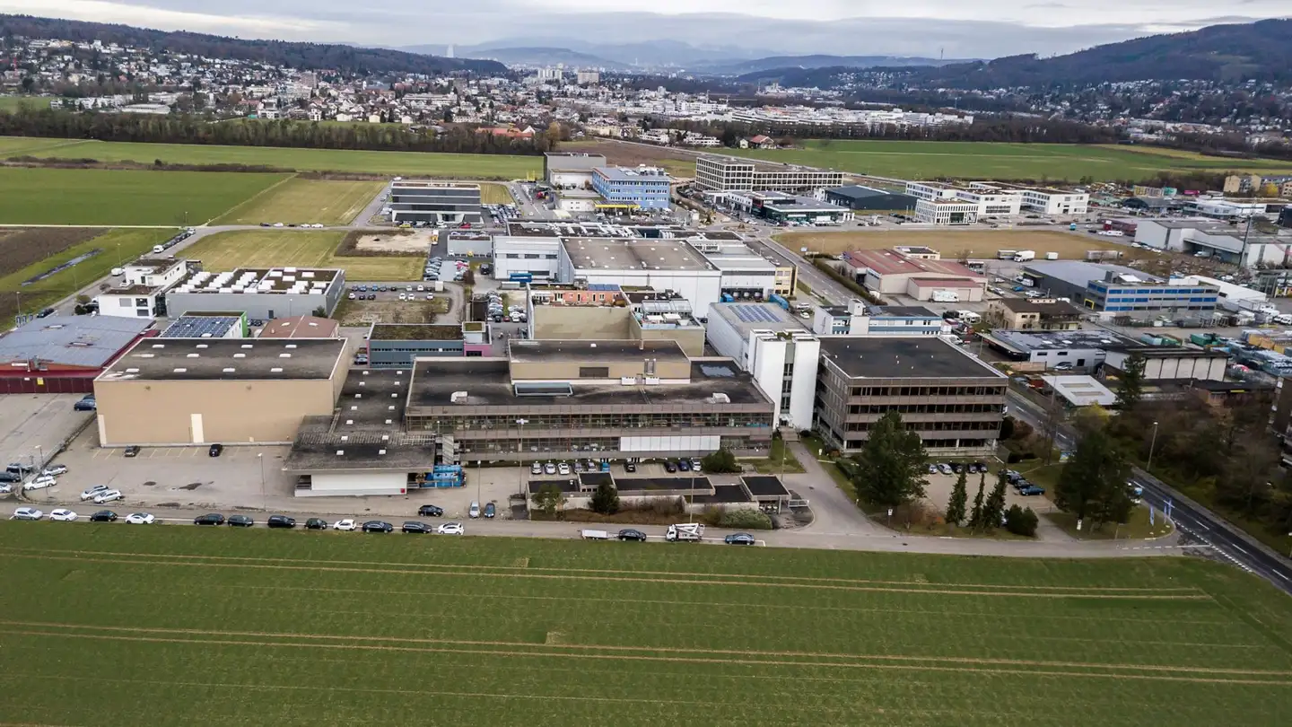 Spazio di archiviazione in affitto - Pfeffingerring, 4147 Aesch BL - Photo 2