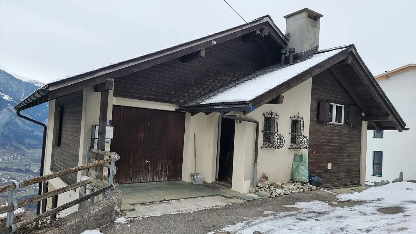 Maison individuelle à louer - Präzerstrasse 6, 7424 Präz