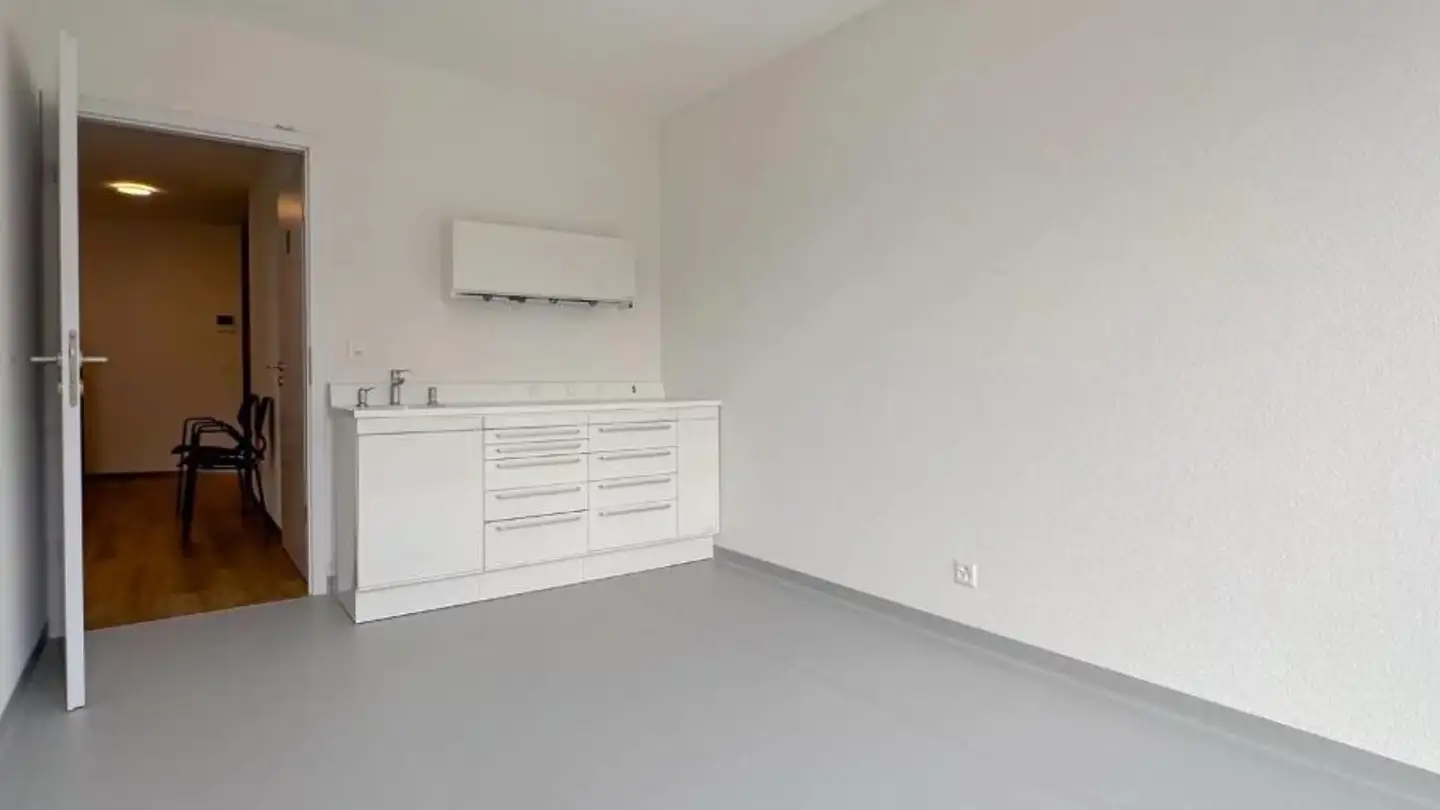 Mischgenutztes Gebäude mieten - 3960 Sierre - Foto 2