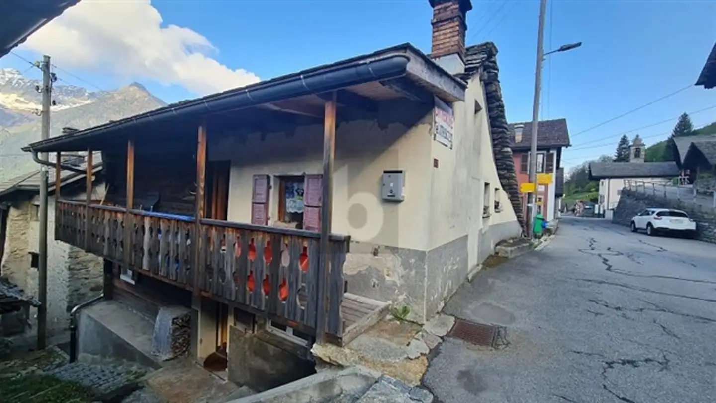 Einfamilienhaus kaufen - 6749 Sobrio