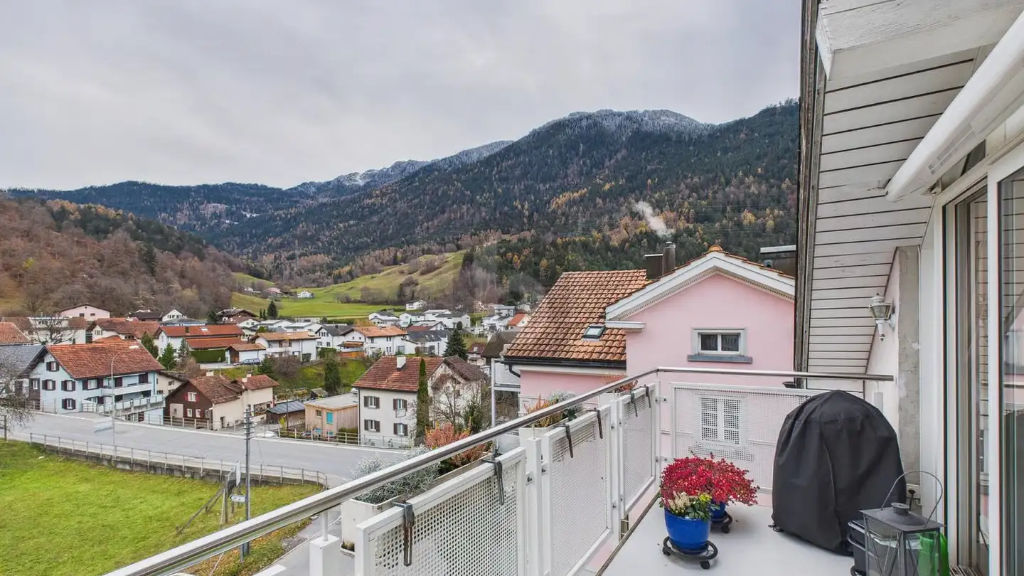 Apartment for rent - 7403 Rhäzüns - Photo 4