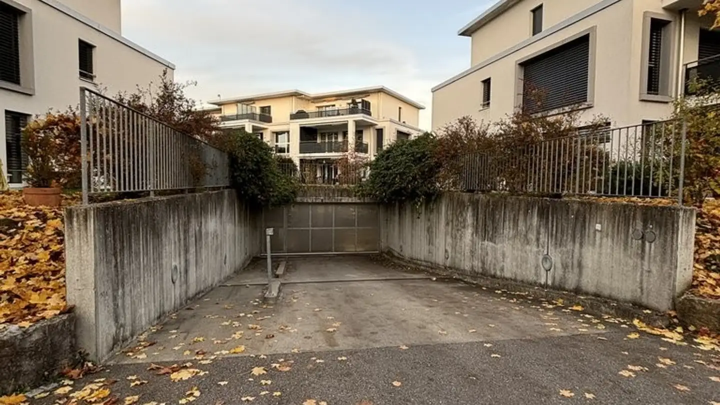 Underground parking space for rent - Grabenstrasse, 2557 Studen BE