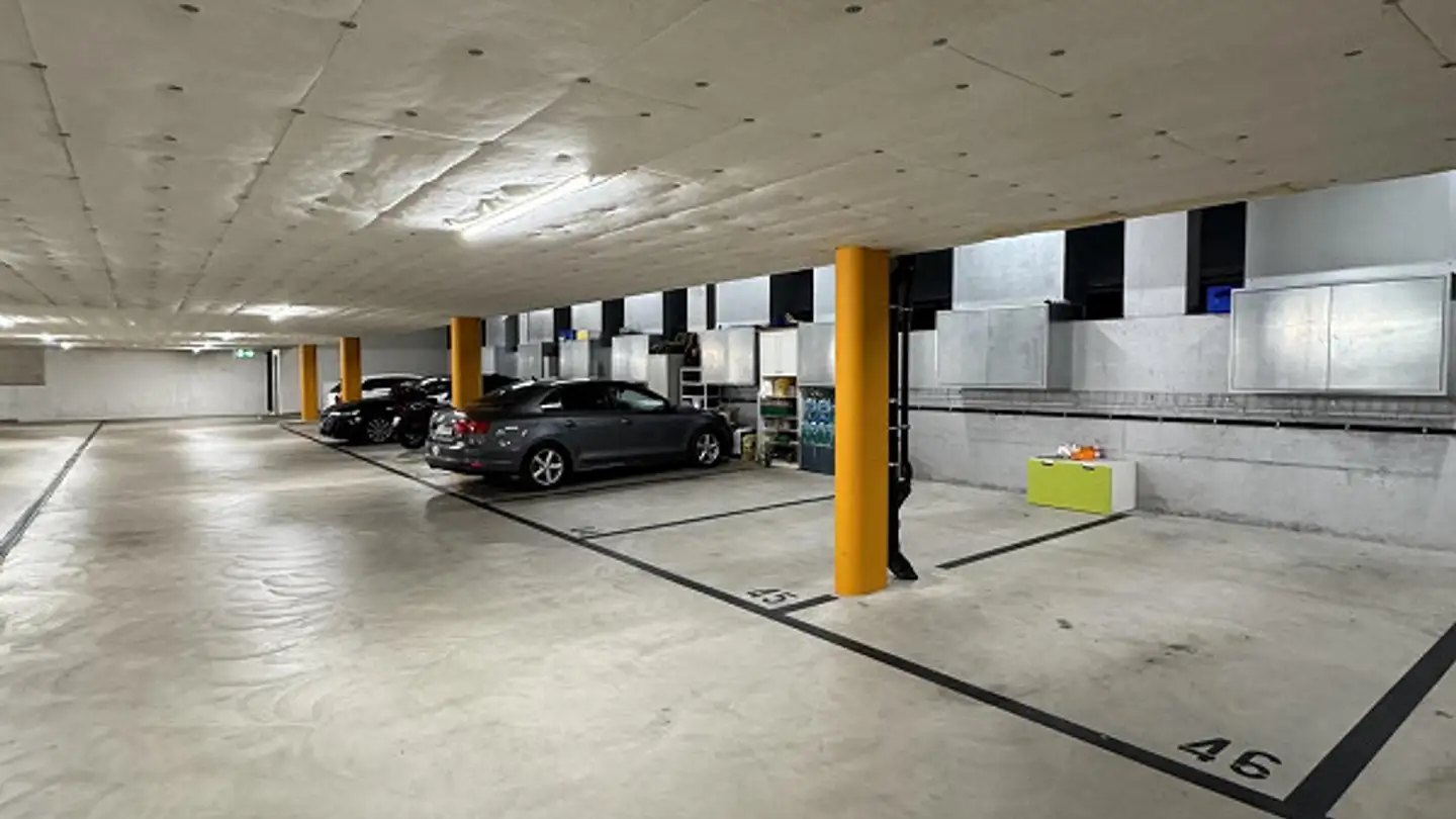 Tiefgaragenstellplatz mieten - Rütelerstrasse 27, 8810 Horgen