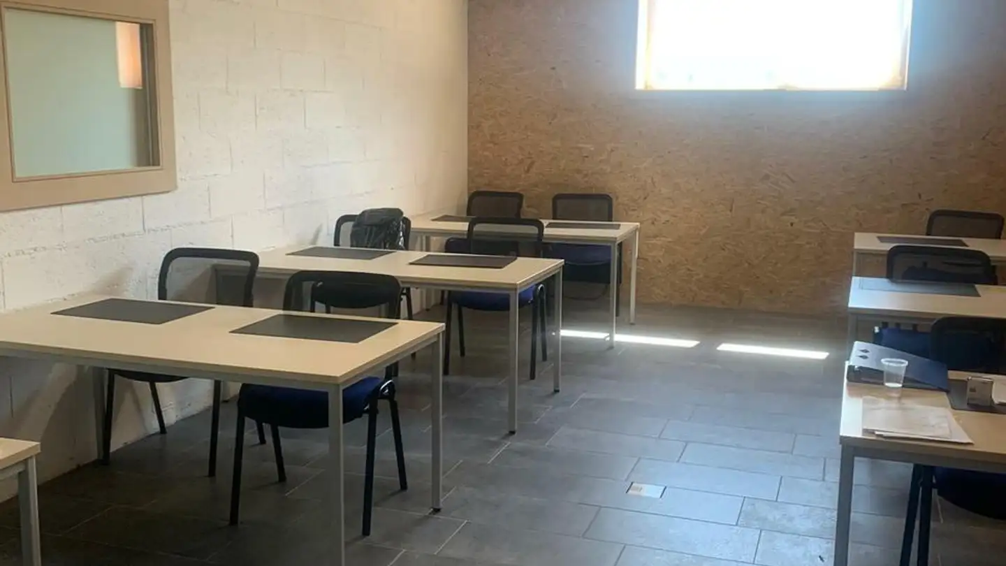 Commerciale in affitto - Chemin Des Quiess 11a, 1907 Saxon - Photo 3