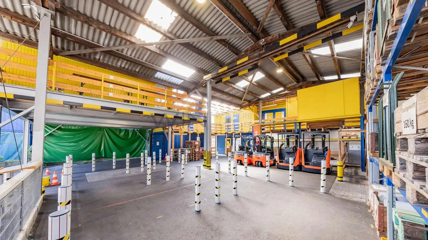 Commerciale in vendita - 8855 Wangen SZ