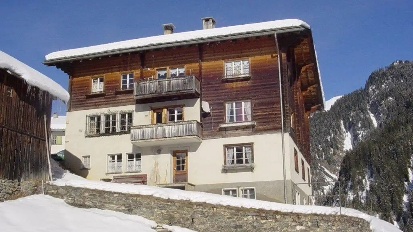 Apartment for rent - 7107 Safien Platz - Photo 2