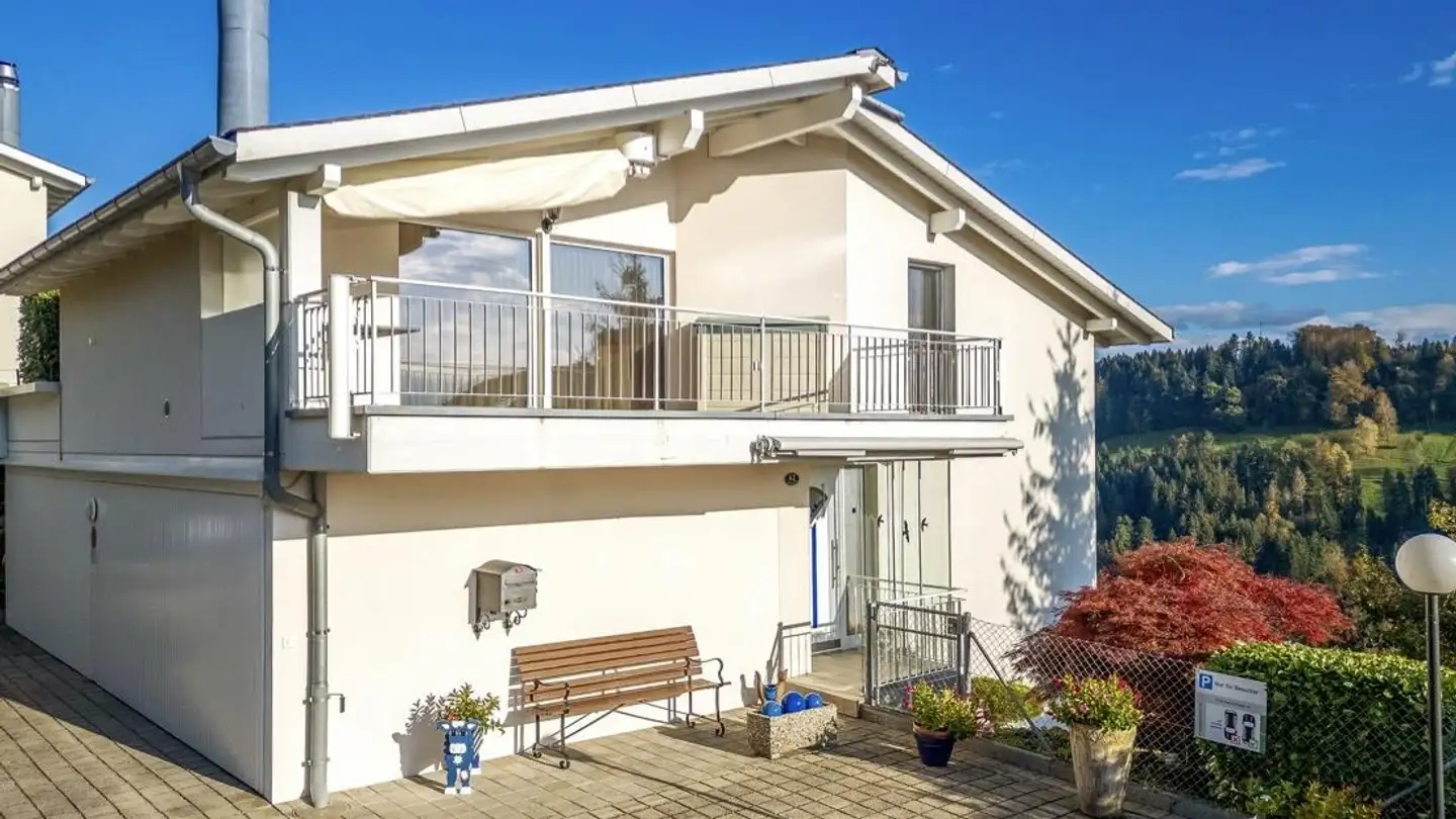 Einfamilienhaus mieten - Buggenacher 42, 6043 Adligenswil