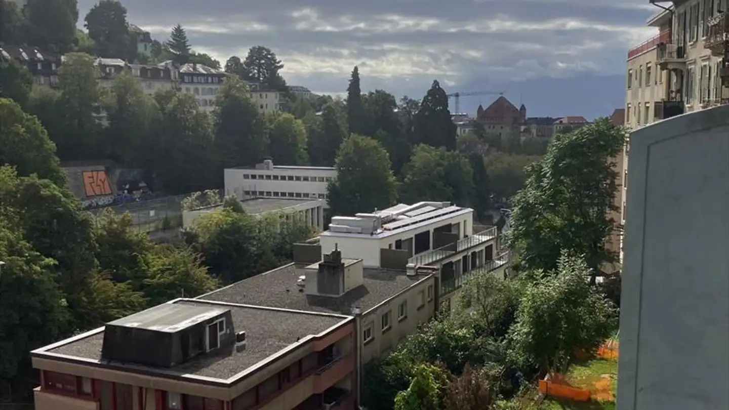 Residential building for sale - 1018 Lausanne