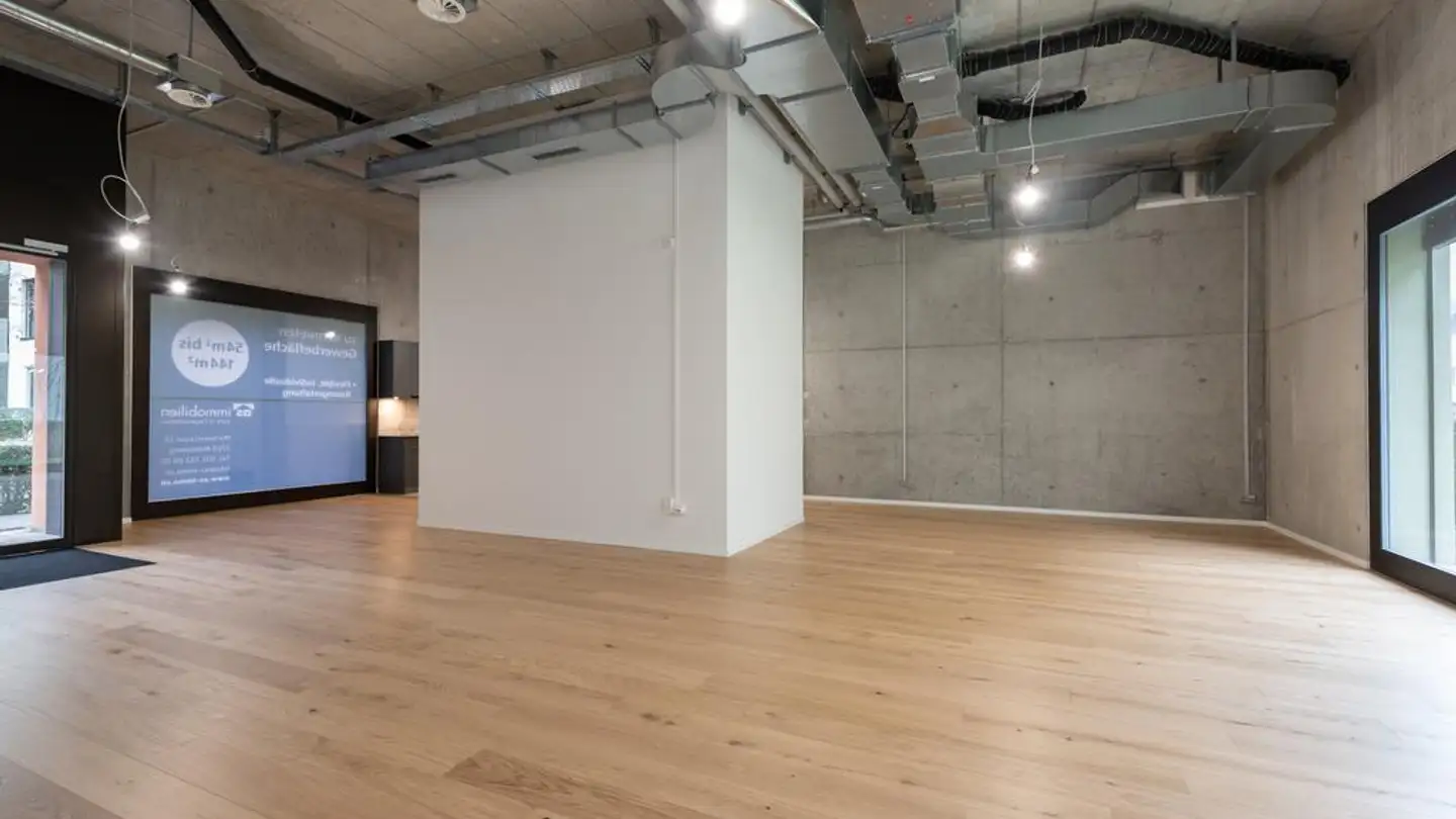 Commercial for rent - Halta 52, 3186 Düdingen - Photo 4
