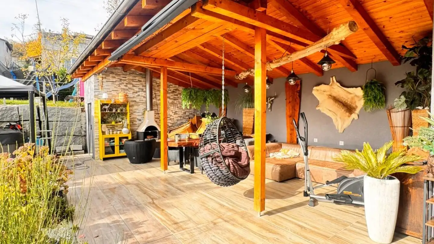 Casa singola in vendita - Waldaustrasse 3, 5736 Burg AG