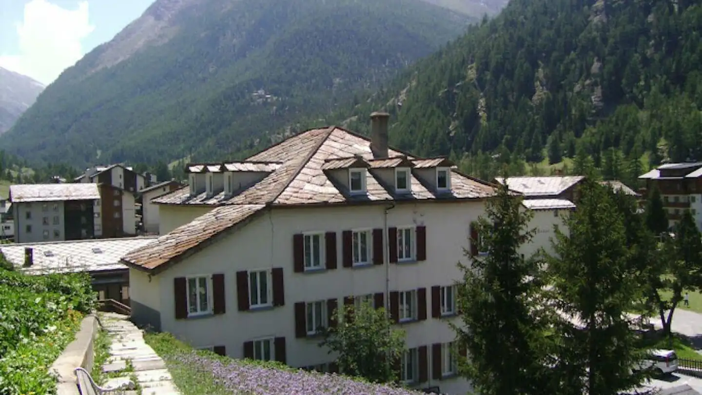 Office space for sale - Innere Saastalstrasse 37, 3910 Saas-Grund