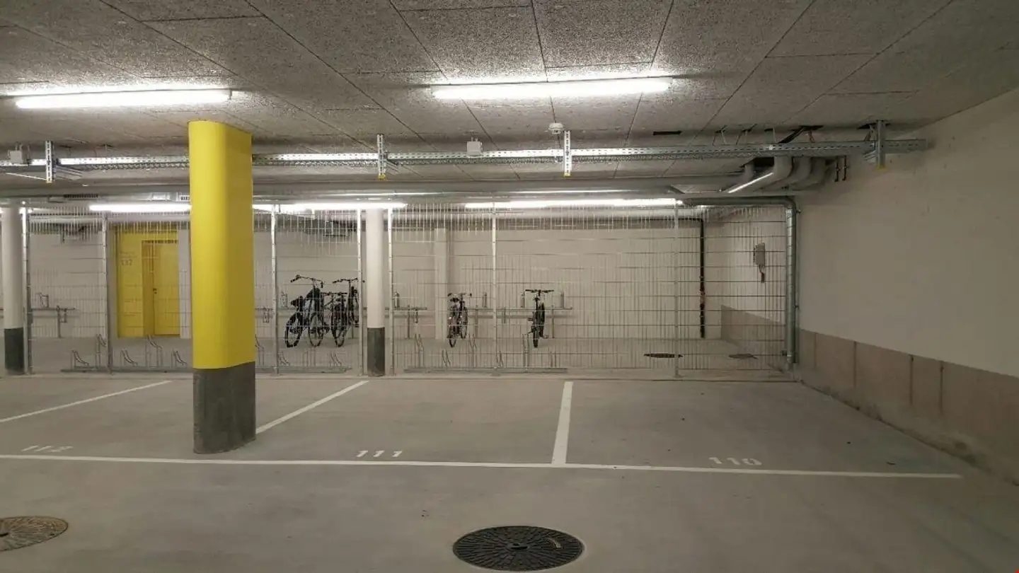 Outdoor parking space for rent - Baselmattweg 137, 4123 Allschwil - Photo 3